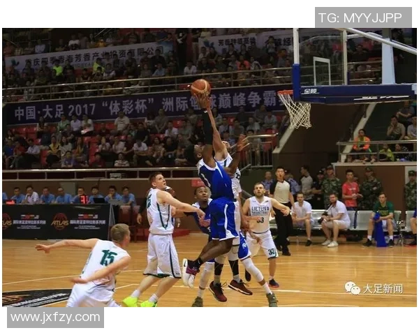 篮球十佳精彩瞬间盘点 精彩对决引爆全场激情 篮球十佳精彩瞬间盘点 精彩对决引爆全场激情